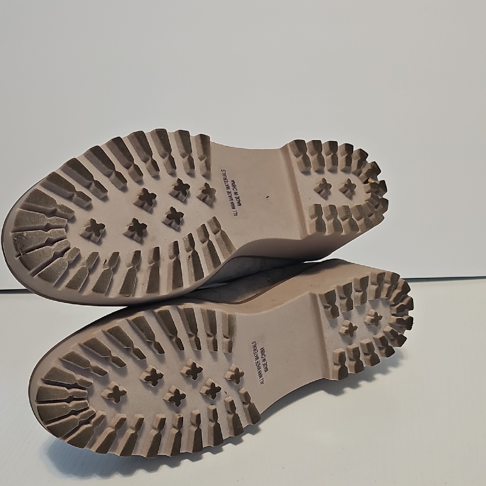 Dolce Vita Tan Ankle Boots with Chunky Sole and Elastic Panels - Picture 5 of 9